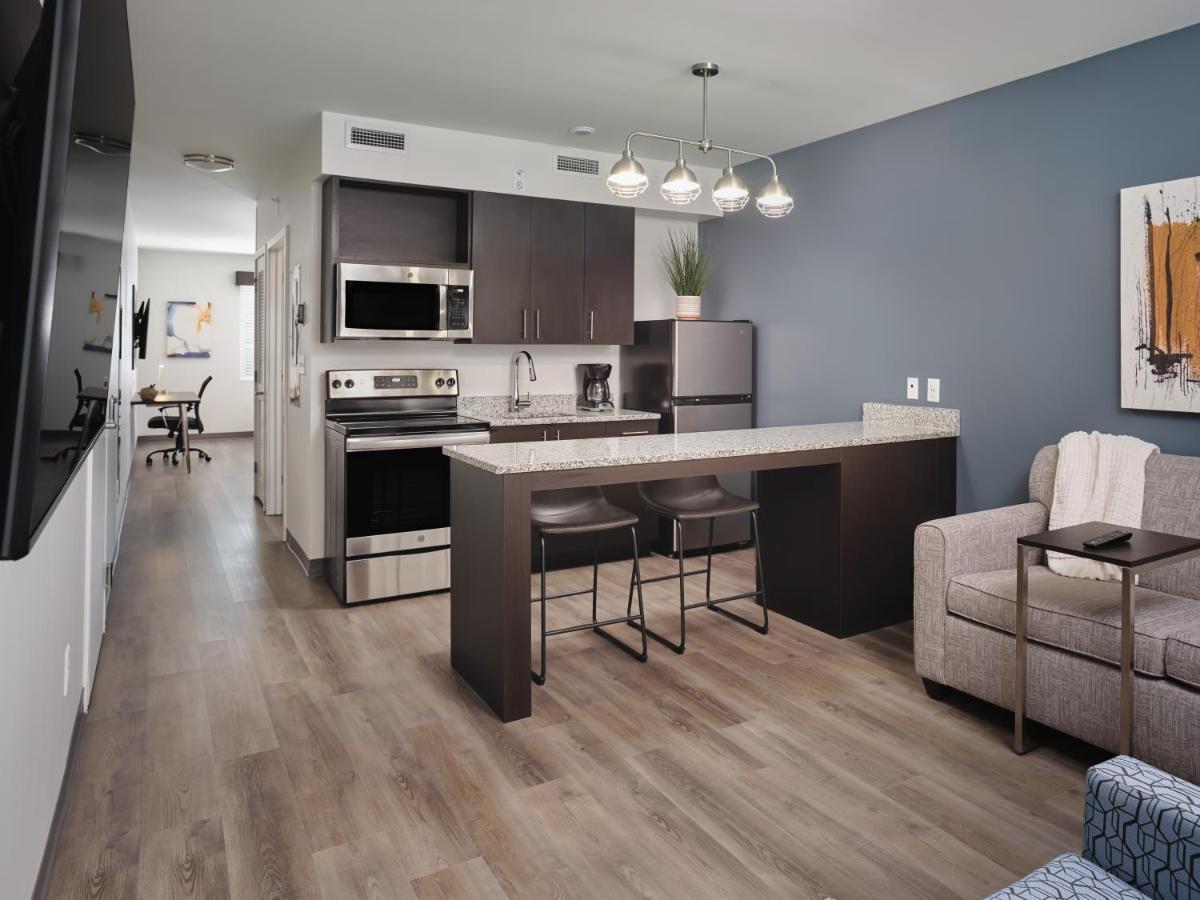Stayapt Suites Houston-Nasa/Clear Lake Webster Dış mekan fotoğraf